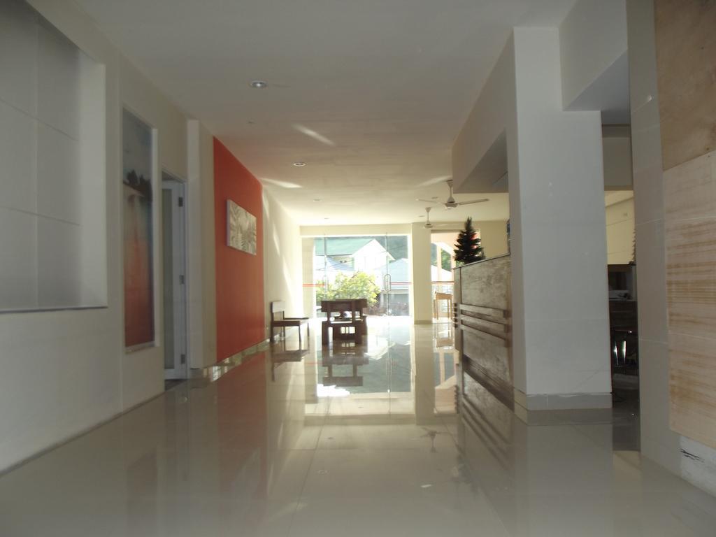 L Bajo Hotel Labuan Bajo Exterior photo