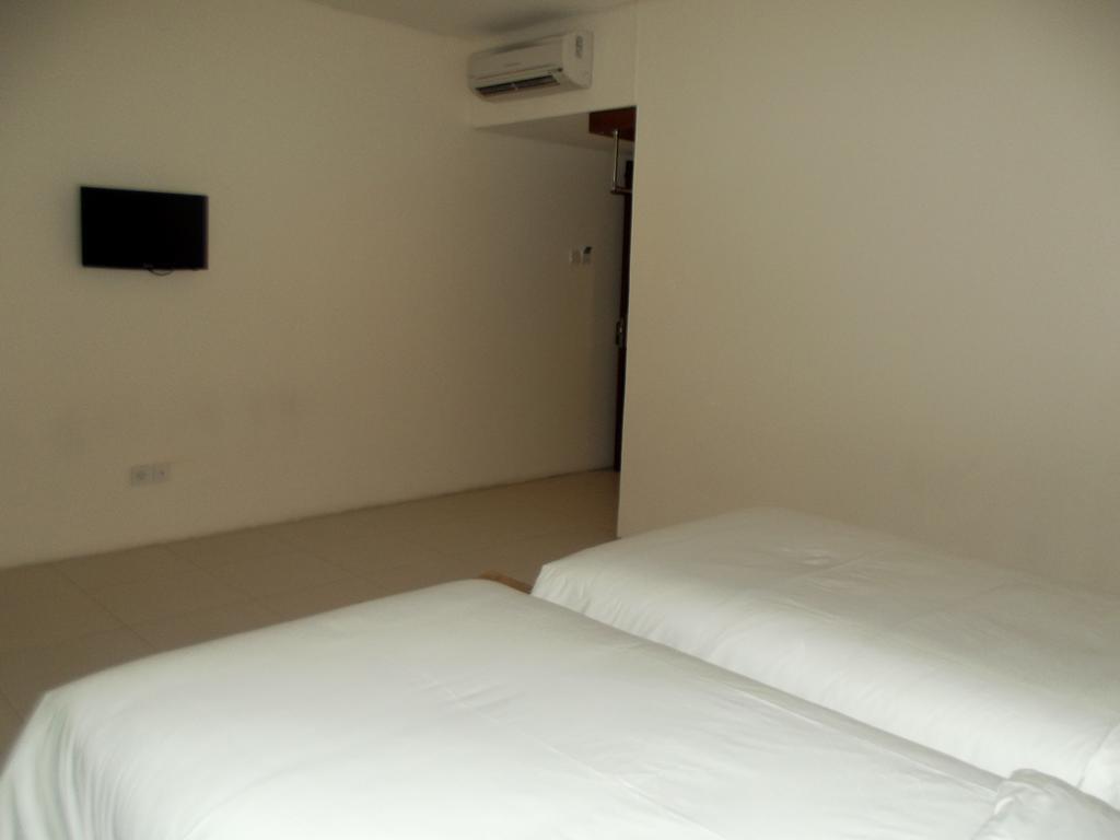 L Bajo Hotel Labuan Bajo Exterior photo
